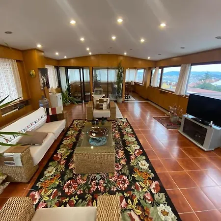 Bogaz'inda, Bahceli, 5 Katli Villa-500m2 * Istanbul