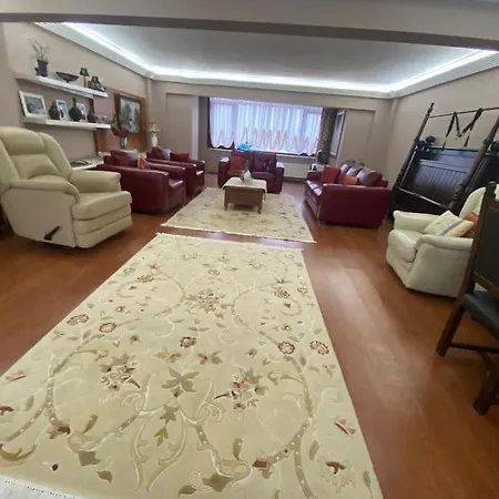 Holiday home Bogaz'inda, Bahceli, 5 Katli Villa-500m2
