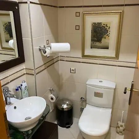 Bogaz'inda, Bahceli, 5 Katli Villa-500m2